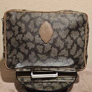 YSL Yves Saint Laruant Toilet Cosmetic pouch EUC